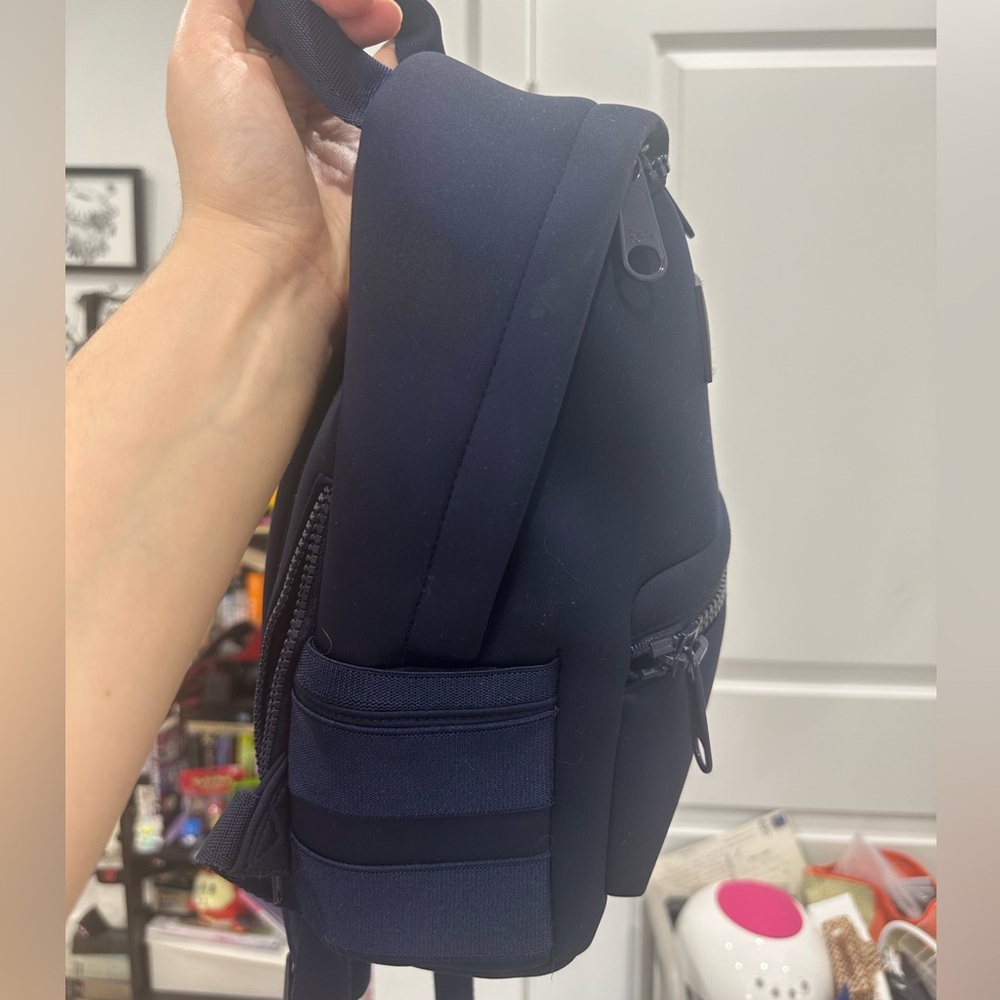 Danger Dover small backpack in navy - Picture 5 of 6